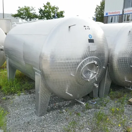W. Ortmann 6000 Liter liegender Druckbehälter / Sektdrucktank – RESALE