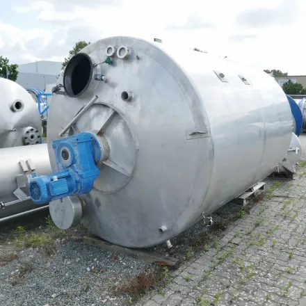 10589 Liter heiz-/kühlbarer Rührwerksbehälter aus – RESALE