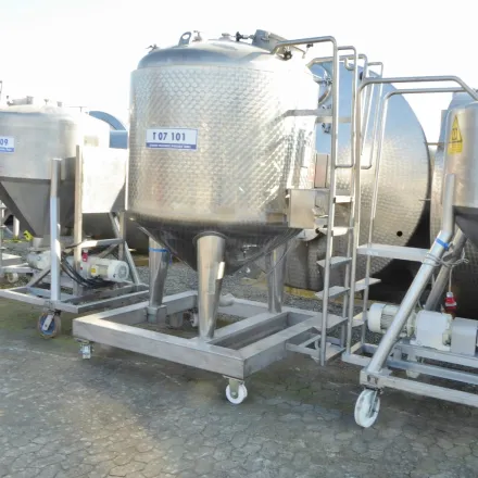 Möschle Behälterbau 2700 Liter heiz-/kühlbarer Druckbehälter aus V4A – RESALE