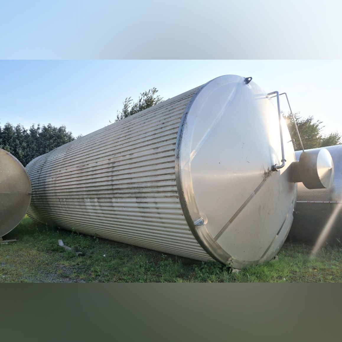 125000 Liter isolierter Lagertank aus V2A mit seit