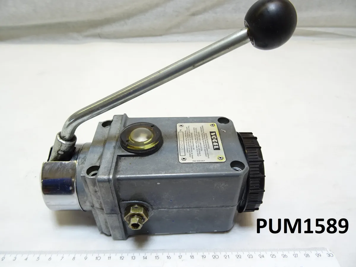 Vogel Handschmierpumpe P-28-3