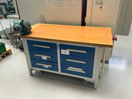HAHN+KOLB – Werkbank mit Inhalt und Schraubstock – RESALE