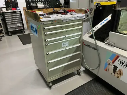 LISTA - Werkzeugwagen mit Inhalt – RESALE