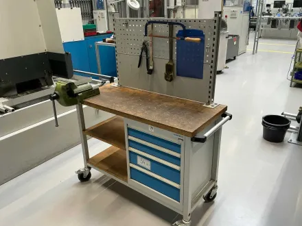 BEDRUNKA+HIRTH – Mobile Werkbank mit Schraubstock – RESALE