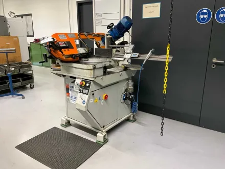 KARL MÜLLER - HBS 230G - Doppelgehrungsbandsägemaschine - 2002 – RESALE