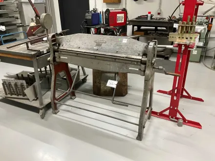 KRAMER - Manuelle Schwenkbiegemaschine – RESALE