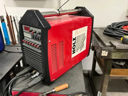 MANNHOLZ - Pisa 200AC/DC - WIG/TIG Schweissmaschine – RESALE