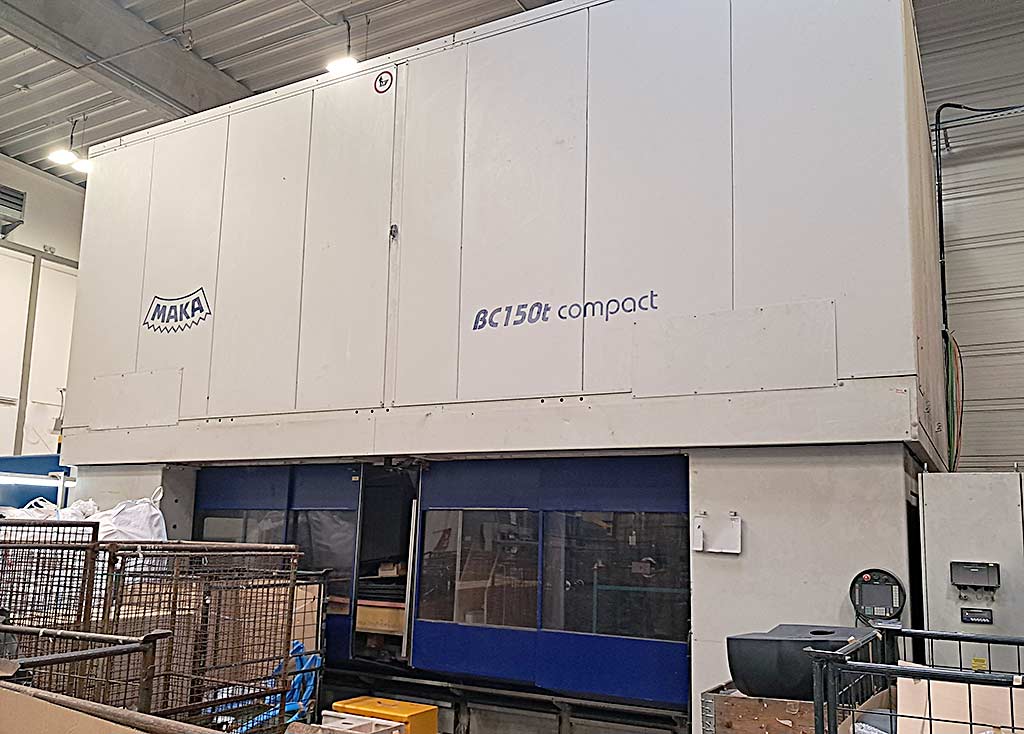 Maka Systems Moving Beam BC150t compact CNC 5-Achsen-Bearbeitungszentrum