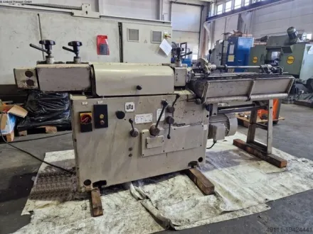 Stollberg UDARA10 Drahtricht- und Abschneidemaschine – RESALE