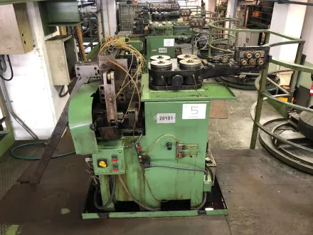 Hsh for concrete anchors Drahtricht- und Abschneidemaschine – RESALE