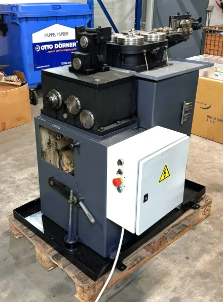 Hsh for Stuts Drahtricht- und Abschneidemaschine – RESALE