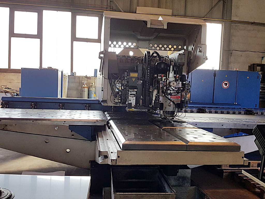 Trumpf Trumatic 600L/TLF 1500T CNC Stanz-Lasermaschine