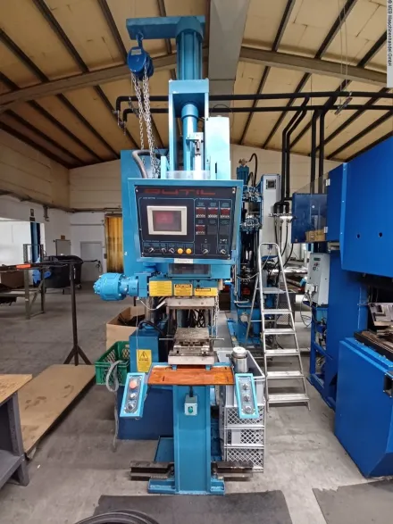 Rutil SAD 114/30 und Super AD 76/15 Gummi-Spritzgussmaschine – RESALE