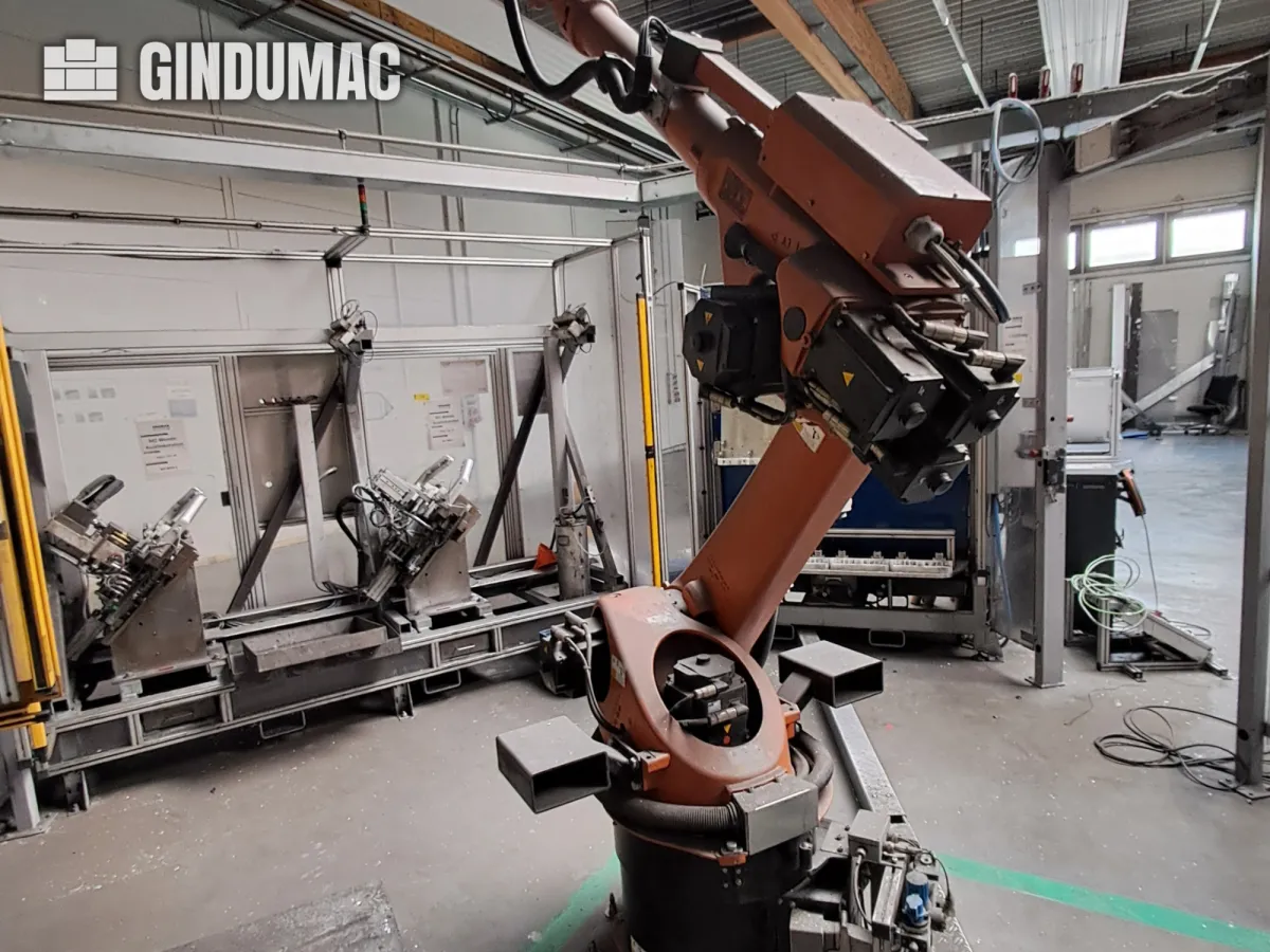KUKA KR 30L16-2 mit KRC 4