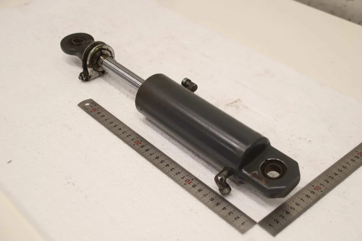 Still 3341432170 Hub 50 mm Hydraulikzylinder