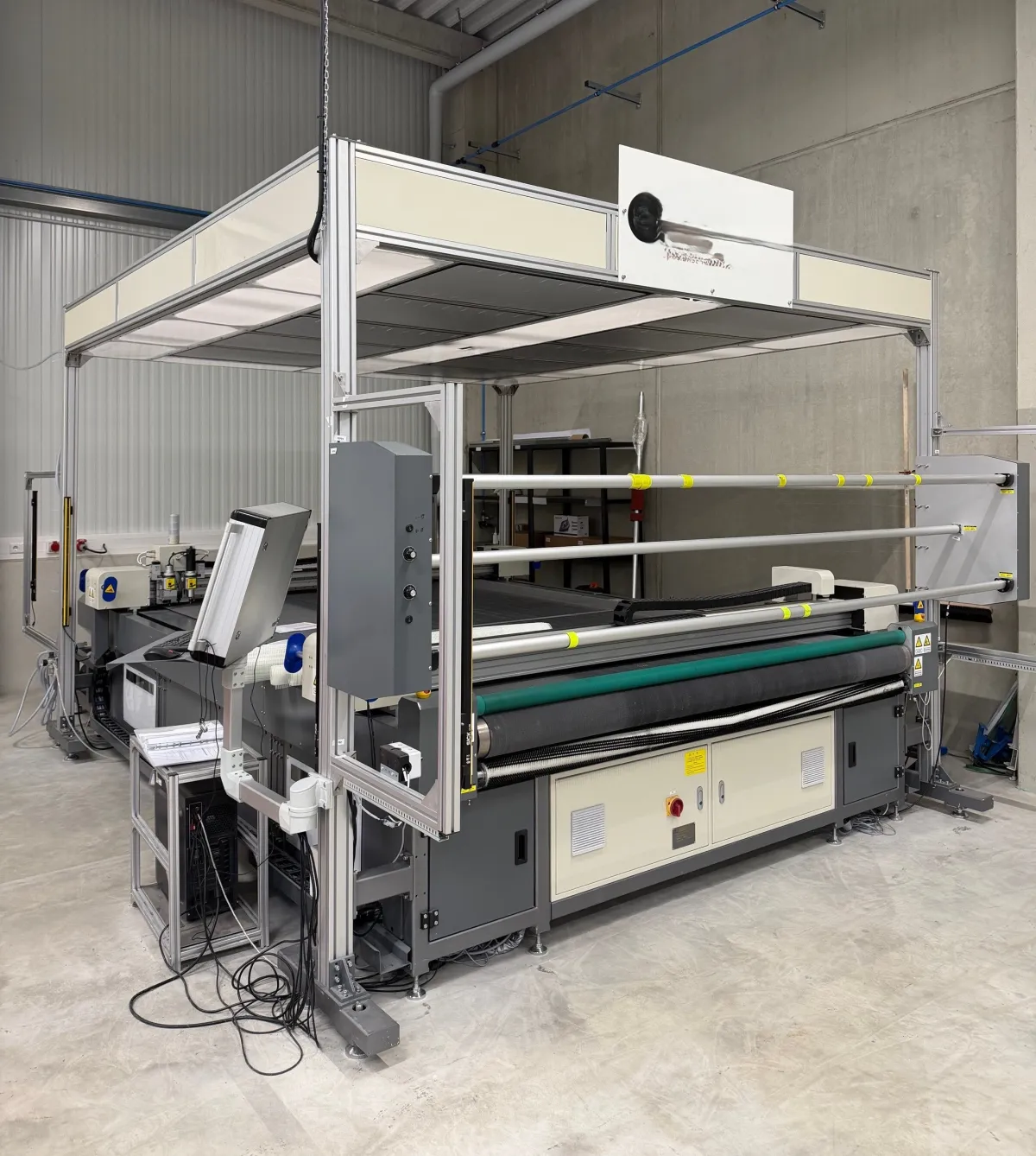 Richpeace Flat Plate CNC Cutting Machine カッティングマシン
