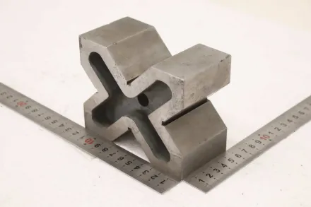 Guss 122/60/H95 mm Prismenblock – RESALE