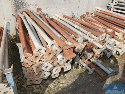 Baustützen schwarz u. verzinkt ca. 30 St. m. Barel – RESALE