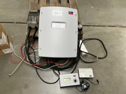 SMA Sunny Island System Wechselrichter – RESALE