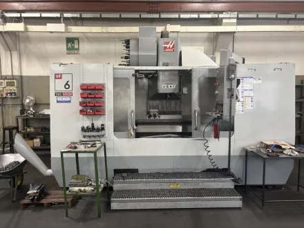 Haas VF-6 Vertikal-Bearbeitungszentrum – RESALE
