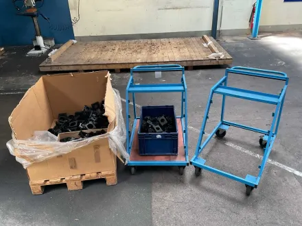 Konvolut Halter für SK-40 und SK-50, Rollwagen – RESALE