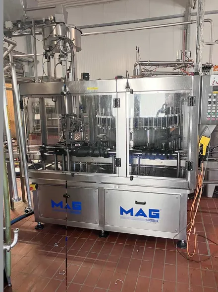 Mag Schymanski Betha 28/4 Flaschenfülll- und Verschliesslinie – RESALE
