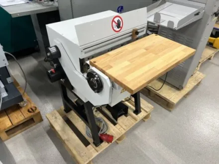 Renz  Punch SU 500 Perforator Buchbindereimaschinen – RESALE