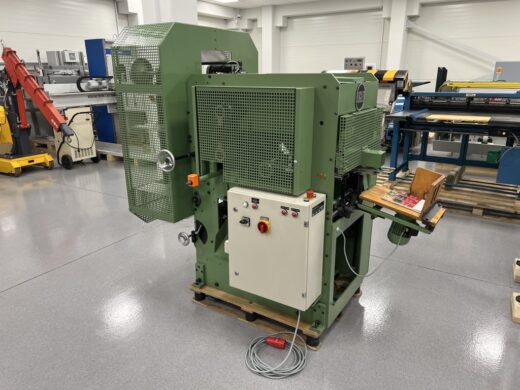 Automatic perforator Kugler 340-2R Buchbindereimaschinen