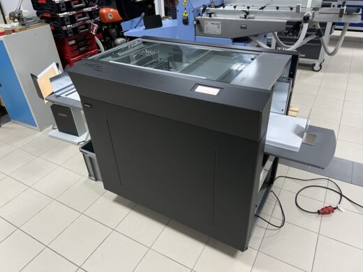 Uchida Aero Cut One Creaser, Slitter, and Cutter Nutzmaschinen