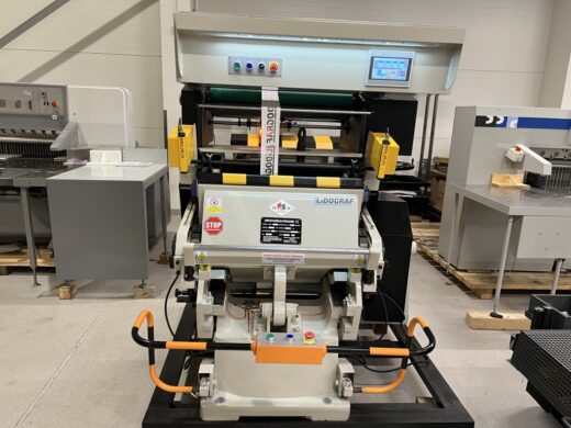 TYMC-800 Honeycomb Hot Foil Stamping Machine Stanzen