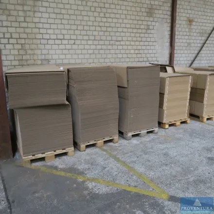 Verpackungsmaterial auf 10 Paletten – RESALE