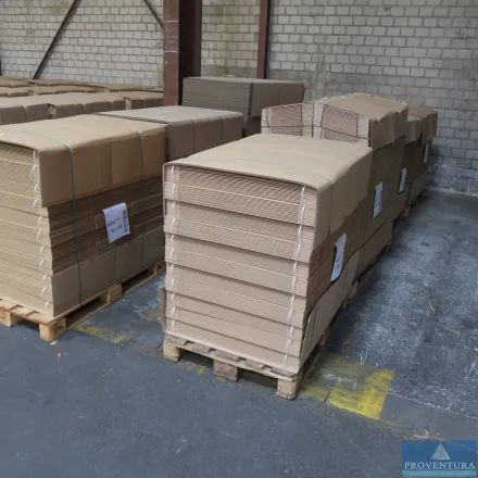 Verpackungsmaterial auf 7 Paletten – RESALE