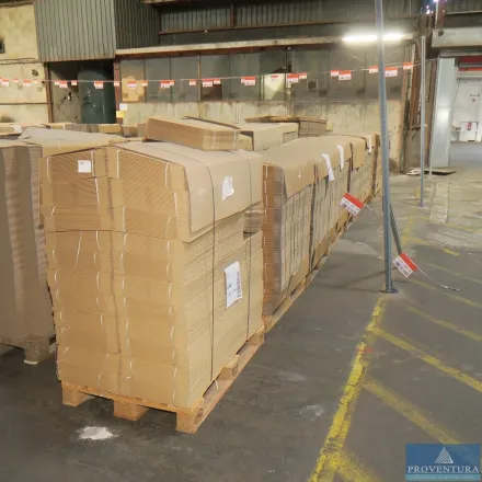 Verpackungsmaterial auf 7 Paletten – RESALE
