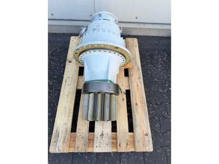 Liebherr SAT Schwenkgetriebe Getriebe  Schwenkwerk Baumaschine – RESALE
