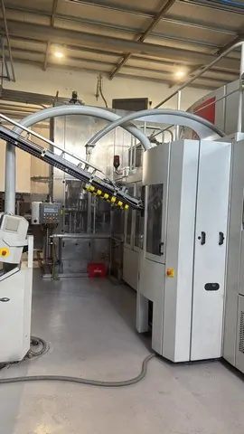 Sidel Used Complete PET Sidel-Krone Abfülllinien – RESALE