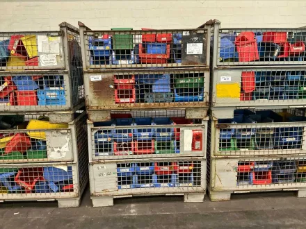 Gitterbox mit Inhalt(2x) – RESALE