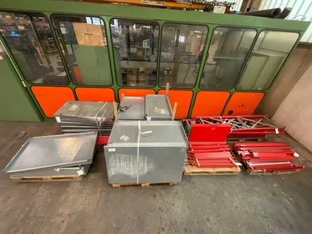 Konvolut Stahl-Steckregal – RESALE
