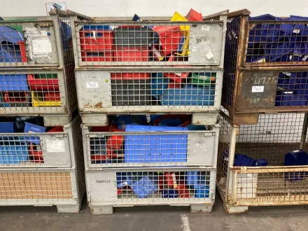 Gitterbox mit Inhalt(2x) – RESALE