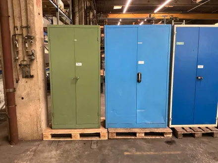Werkstattschrank (2x) – RESALE