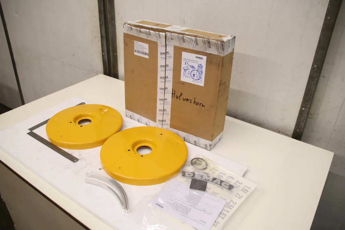 Demag 280 2/1 47926133 Seilrollenhaube Set
