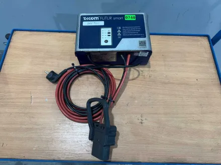 2019 Tricom 24V 50A 375Ah Ladegerät Hubwagen Ameise Gabelstapler Elektrostapler charger – RESALE