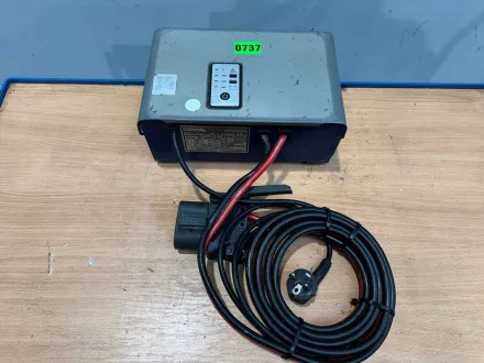 2019 Tricom 24V 50A 375Ah Ladegerät Hubwagen Ameise Gabelstapler Elektrostapler charger – RESALE
