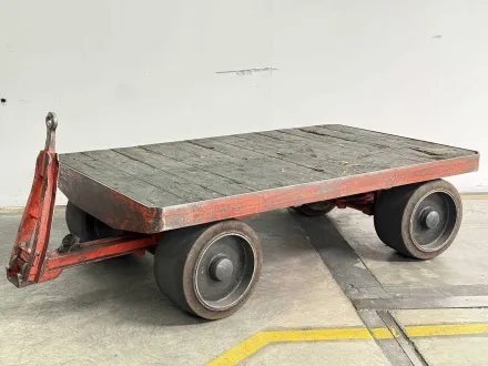 Schwerlastwagen – RESALE