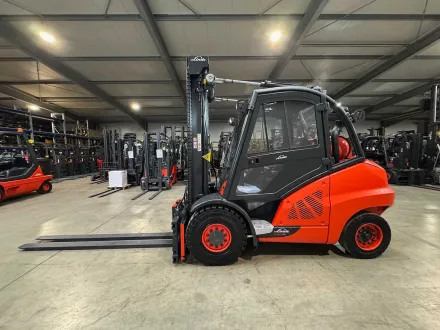 2019 Service+UVV 04/2027 Linde H50T EVO 5.000kg 3.+4. Ventil Gabelversteller Gasstapler Gabelstapler – RESALE