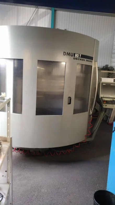 Dmg Deckel Maho DMU 80T Vertikales Bearbeitungszentrum – RESALE