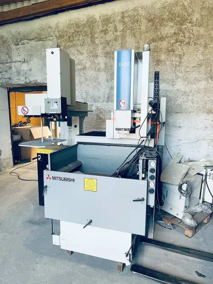 Mitsubishi EPX EX22 Senkerodiermaschine – RESALE