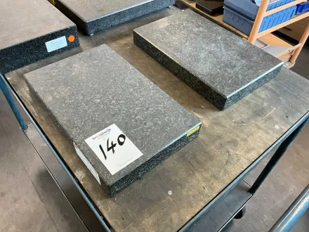 Granitoberfläche und Messplatte (2x) – RESALE