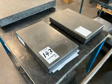Granitoberfläche und Messplatte (2x) – RESALE