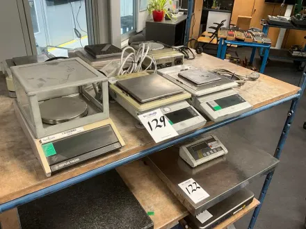 Mettler Toledo Waage (3x) – RESALE