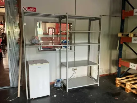 Regale mit Kühlschrank – RESALE